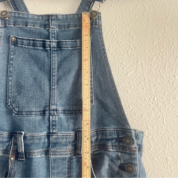 Free People We the Free Slim Ankle Denim Overalls Size 28 - Picture 6 of 13